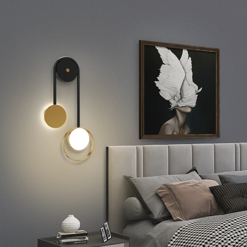 Modern Bedroom Wall Lamp - Vermilton