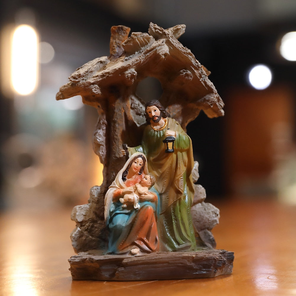 Holy Family Nativity Scene Figurine - Vermilton